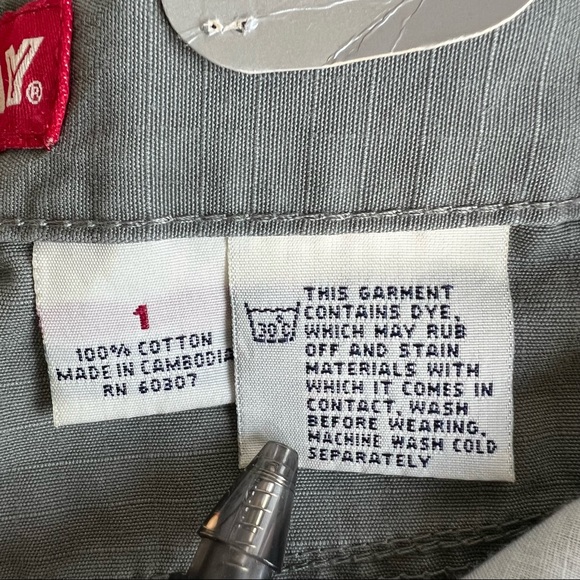 NWT UNIONBAY Womens Juniors Cargo Shorts Size 1 Sage Green - Picture 6 of 14